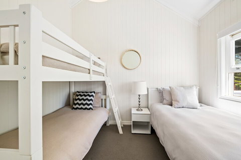 Hollow Tree Farm - Peace And Quiet On 30 Acres Right In Toowoomba - Darwin Holiday 7