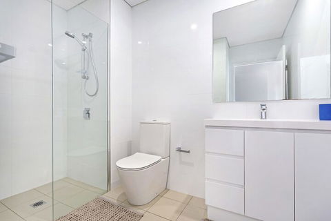 The Shoal Apartments Unit 504 / 4 8 Bullecourt Street - Darwin Holiday 3