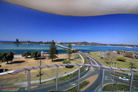 Mirage Unit 602 6 10 Manning Street - Darwin Holiday 3
