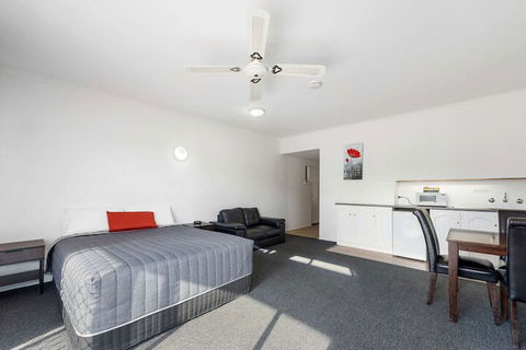 Comfort Inn & Suites Riverland - Darwin Holiday 5
