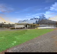 Brokenback Views Country Estate - Darwin Holiday