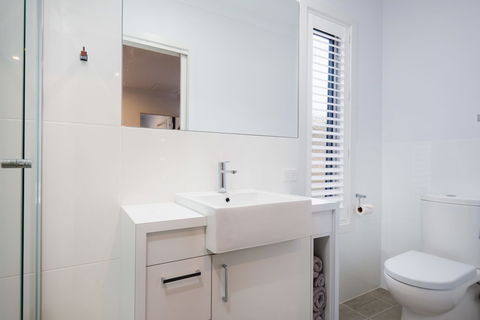 Albury Yalandra Apartment 3 - Darwin Holiday 2