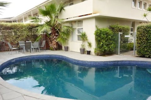 Fantasia Glenelg Studio Apartments - Darwin Holiday 4