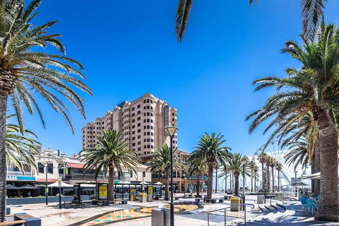Fantasia Glenelg Studio Apartments - Darwin Holiday 2
