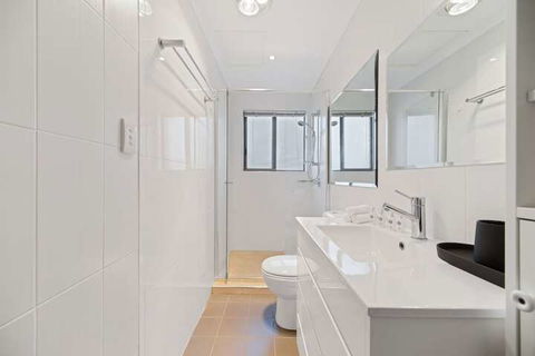 HomeHotel 4 Bedroom & Homeoffice With Nice Pool - Darwin Holiday 5