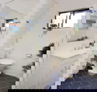 Anchored at South West Rocks - Darwin Holiday