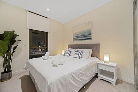 New 2 Bedroom Apt Minutes Walking To Darling Harbour - Darwin Holiday 3