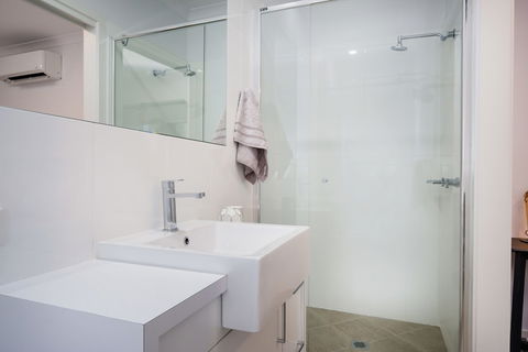 Albury Yalandra Apartment 2 - Darwin Holiday 3