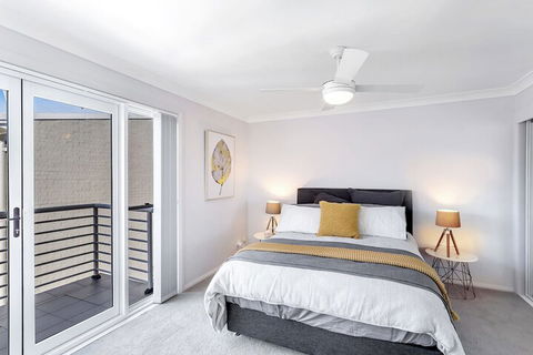 Sandcastles 1 / 8 Ala Moana Way - Darwin Holiday 3