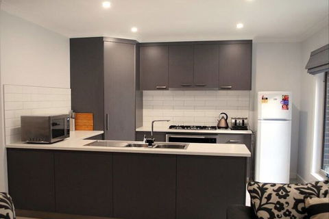 Doze On Green Accommodation Wangaratta - Darwin Holiday 6