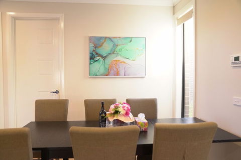 A Brand New House Near Boxhill - Darwin Holiday 6