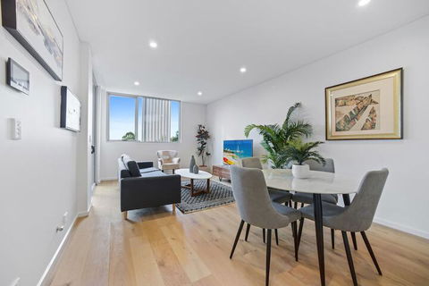 HomeHotel Luxury & New 2 Bedroom Apartment - Darwin Holiday 7