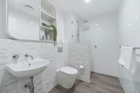 HomeHotel Luxury & New 2 Bedroom Apartment - Darwin Holiday 4