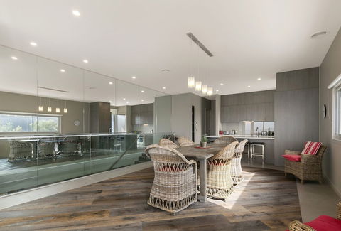 Grossard Point The Lighthouse Ventnor - Darwin Holiday 4