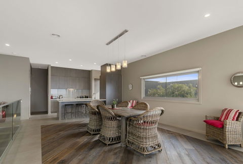 Grossard Point The Lighthouse Ventnor - Darwin Holiday 3