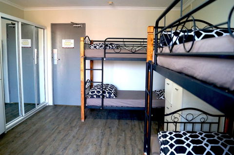 Rooftop Travellers Lodge - Darwin Holiday 5