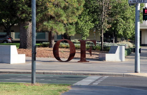 Adelaide Central Apartment - 3BR, 2Bath & Carpark - Darwin Holiday 2