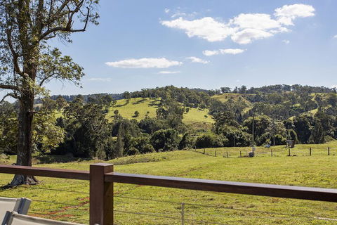 Valley Cabins By The Creek - Darwin Holiday 7