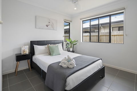 Whitsunday Family Escape - Darwin Holiday 1