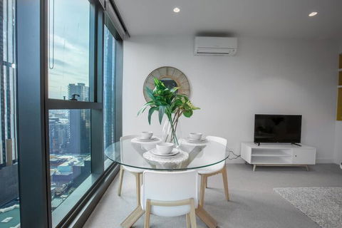 42 Blue Muses - Darwin Holiday 7