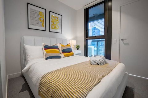 42 Blue Muses - Darwin Holiday 2