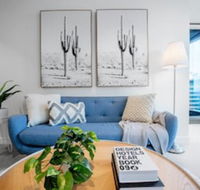 42 Blue Muses - Darwin Holiday