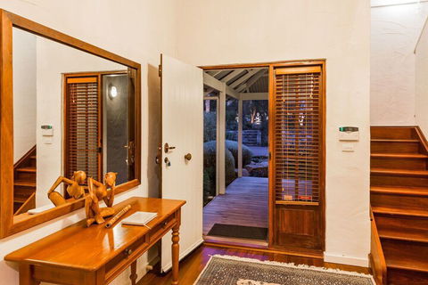 Beachfront House - Darwin Holiday 3