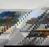 HomeHotel Brand New Ultra Luxe Apartment - Darwin Holiday