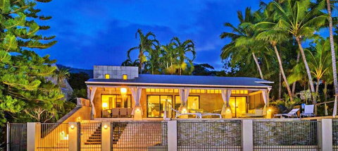 Oceans Edge Beach House At Oak Beach - Darwin Holiday 0