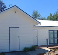 Old White Church Bed  Breakfast - Darwin Holiday