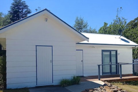 Old White Church Bed & Breakfast - Darwin Holiday 0