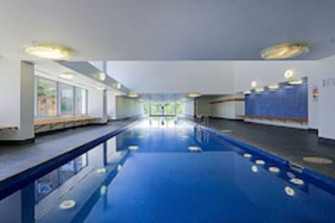 Spacious 1-Bedroom Apartment With Parking - Darwin Holiday 0