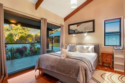 A PERFECT STAY - Lennox Unique Coastal Retreat - Darwin Holiday 3