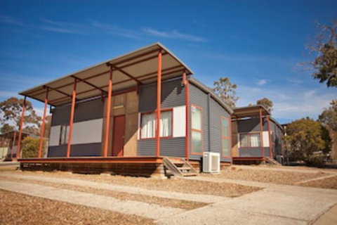 Eaglehawk Holiday Park Canberra - Darwin Holiday 0