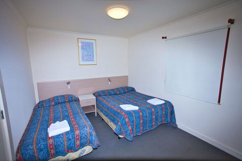 Eaglehawk Holiday Park Canberra - Darwin Holiday 6