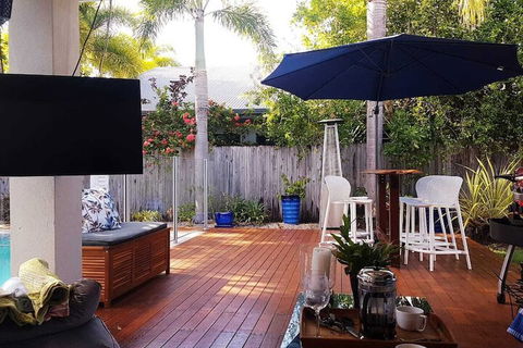Beach Bliss Queen Bed BBQ Pool Netflix - Darwin Holiday 5