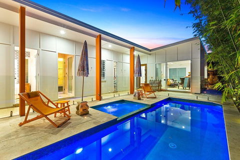 Ocean Pearl On Eclipse - Darwin Holiday 3