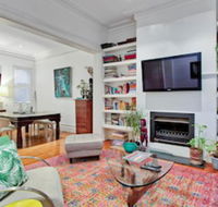Luxury 3 Bed Terrace House Close to Sydney CBD - Darwin Holiday
