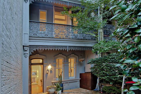 Luxury 3 Bed Terrace House Close To Sydney CBD - Darwin Holiday 2