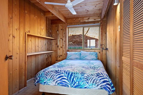 Cliffs End Beach Shack 105 Gold Coast Drive Carrickalinga - Darwin Holiday 7