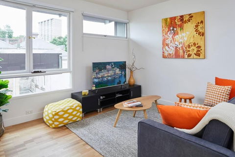 Spacious Carlton 1 Bedroom Apt With Secure Parking - Darwin Holiday 0