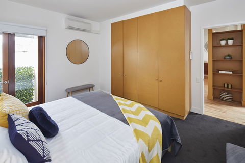 Spacious Carlton 1 Bedroom Apt With Secure Parking - Darwin Holiday 1