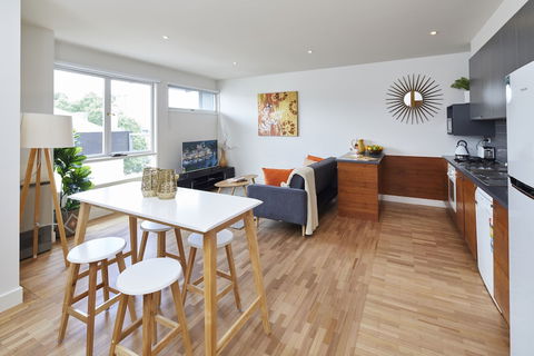 Spacious Carlton 1 Bedroom Apt With Secure Parking - Darwin Holiday 3