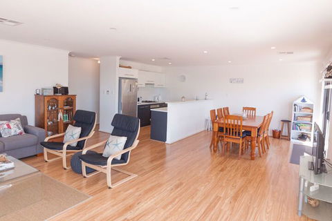 Lady Bay Getaway 12 Lady Bay - Darwin Holiday 7