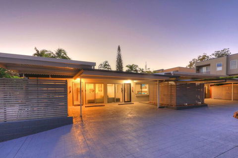 Noosa Junction Apartments - Darwin Holiday 1