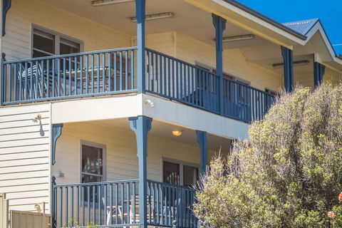 Lavender Hills 12 Bennett Street - Darwin Holiday 2