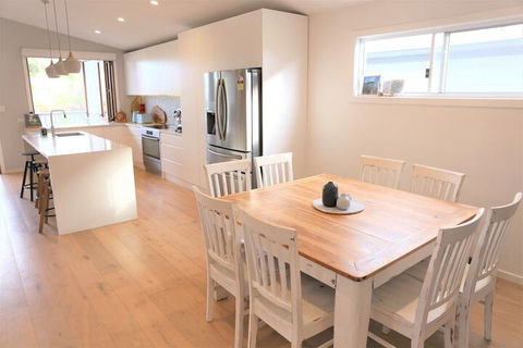 Riverlily - Darwin Holiday 4