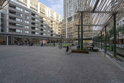 Luxury Apartment In Darling Harbour - Darwin Holiday 5