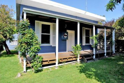 MY Fair Lady External Bathroom PET Friendly - Darwin Holiday 0