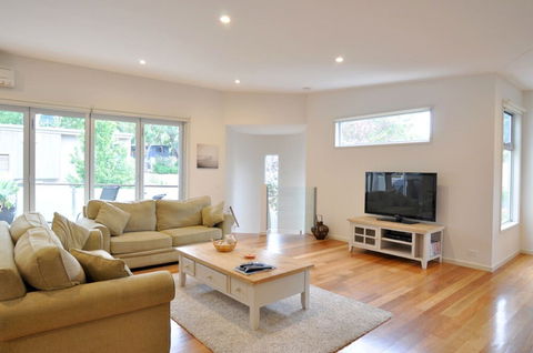 LA MER Centrally Located Free Wifi - Darwin Holiday 1